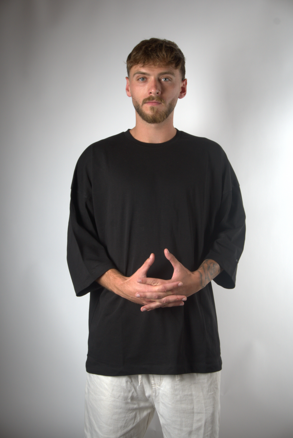 חולצת אובר סייז שחורה