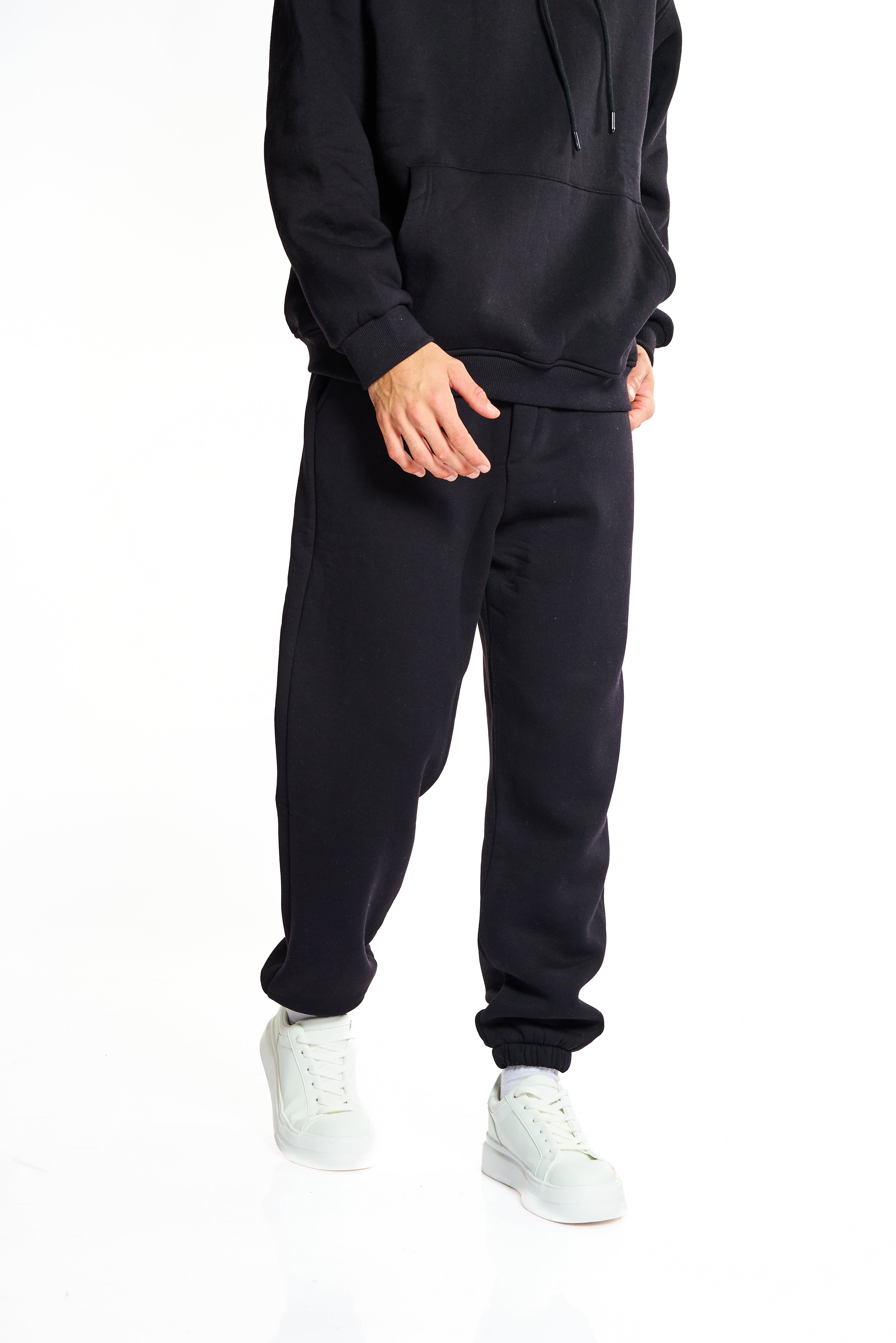 חליפת פוטר באגי חורפית שחורה.