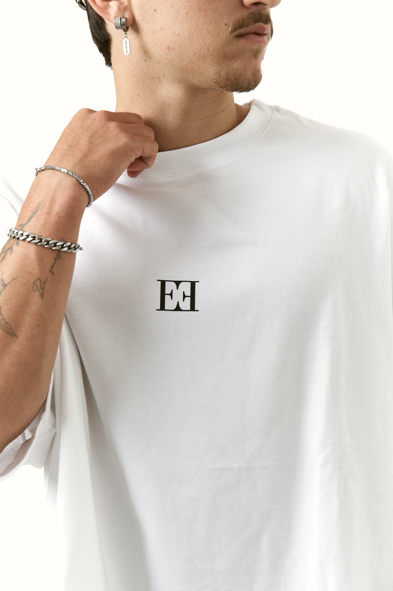 חולצת אוברסייז דגם - EE