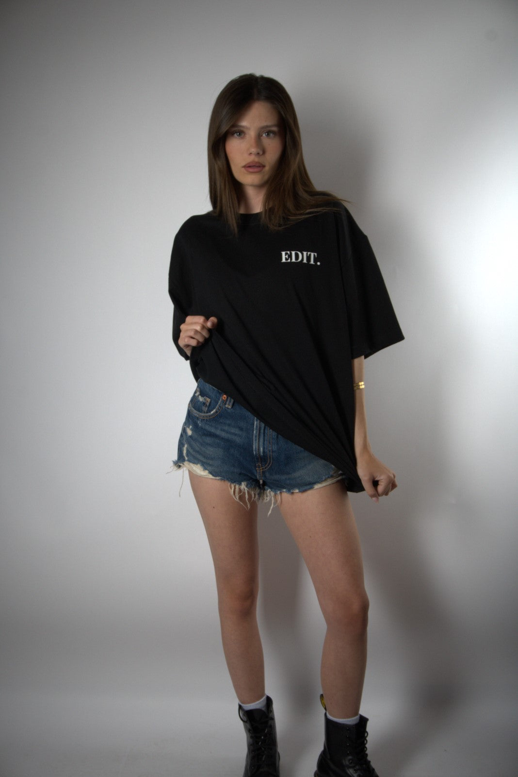 אדיט בייסיק טי שירט - שחורה