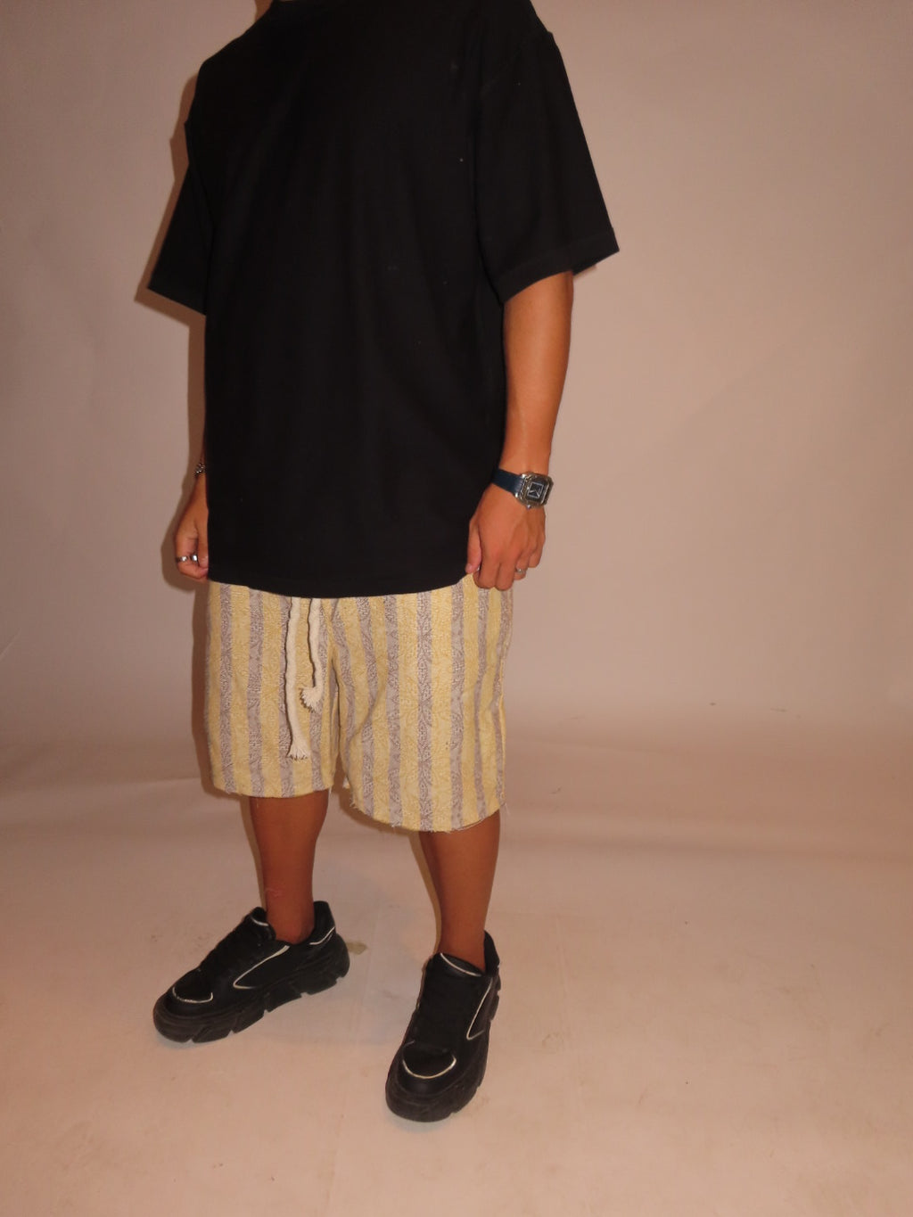 מכנס פשתן צהוב