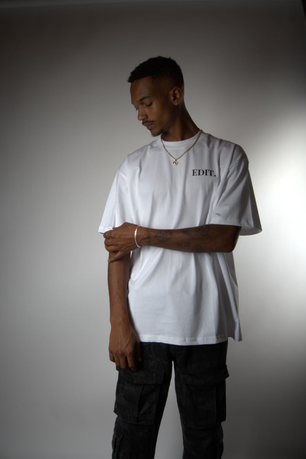 אדיט בייסיק טי שירט- לבן